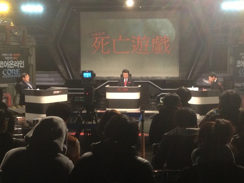 사망유희 2차 토론 ‘대선후보 원큐검증’이 18일 진흙탕싸움으로 치닫다 결국 진중권 동양대 교수의 퇴장으로 40여분 만에 좌초되고 말았다. ⓒ 'go발뉴스'