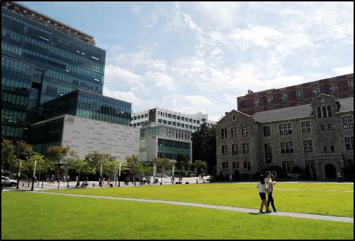 중앙대학교 서울캠퍼스 중앙 광장 ⓒ중앙대학교