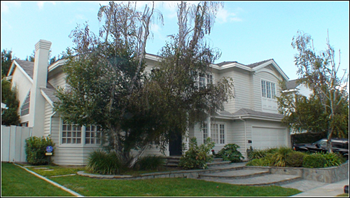 LA에서 남동쪽으로 약 50마일 떨어진 부촌인 뉴포트비치 소재 박상아 씨 모친 명의로 되어있는 주택의 전경. 현 시세는 250만 달러(한화 약 28억원)에 달한다. ⓒ 박상균 기자