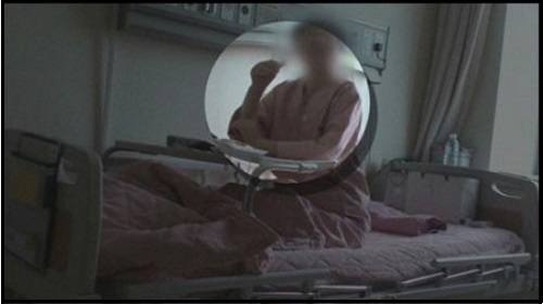 ‘여대생 청부 살해’를 지시한 ‘영남제분’ 회장의 전 부인 윤모(68)씨의 주치의인 연세대 의대 교수가 허위․과장 진단서 발급 여부와 관련해 교내 윤리위원회에서 조사를 받는다. ⓒ SBS '그것이 알고 싶다' 캡처