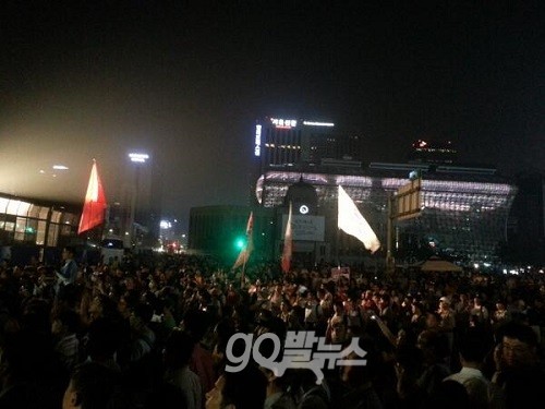 지난 6일 서울광장에서 열린 촛불집회 ⓒ'go발뉴스'