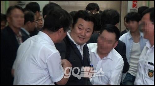 삼성전자서비스 공동대책위원회(이하 공대위)가 6일 국회에서 기자간담회를 열고 삼성전자서비스의 ‘불법고용’에 관한 추가사실을 고발했다. ⓒ 'go발뉴스'