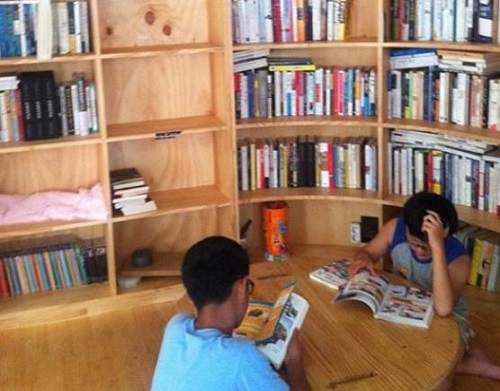 강정마을 평화책방 ⓒ시사인 고재열 기자 페이스북