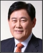 최경환 새누리당 원내대표 ⓒ 네이버 프로필