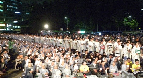 이날 시국기도회에는 전국 15개 교구의 사제․수도자․평신도와 시민 5000여명(경찰 추산 1700명)이 참석했다. ⓒ ‘go발뉴스’