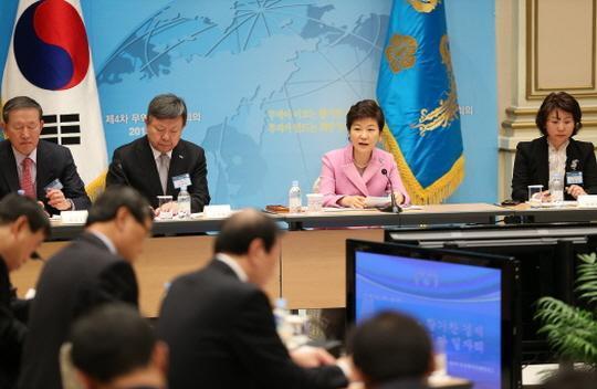 이미지 출처 : 청와대 홈페이지, 김용택의 참교육이야기'