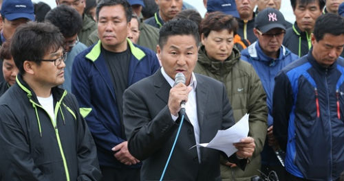 <대통령 담화에 불만 토로하는 세월호 유족 대표들> / 이미지출처=오주르디'사람과 세상사이'블로그