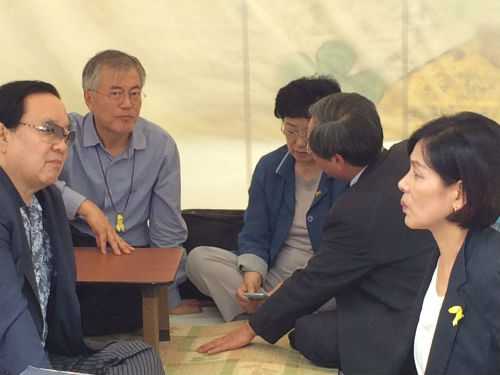 사흘째 단식농성 중인 문재인 의원 ⓒ 'go발뉴스'