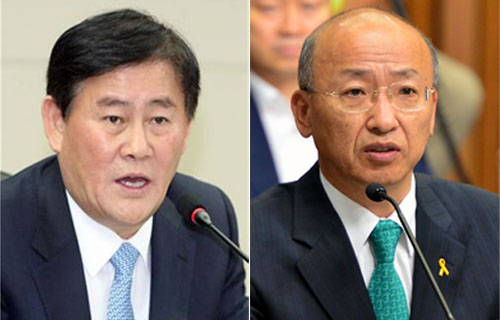 새해 금연을 선언한 최경한 경제부총리(왼쪽)과 문형표 보건복지부 장관.