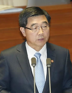 이기권 고용노동부 장관