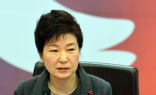 박근혜 대통령이 8일 오전 청와대에서 제53회 국무회의를 주재하고 있다. <사진제공=뉴시스>