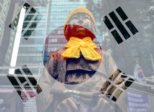 심상정 정의당 대표가 29일 오후 서울 여의도 국회 정론관에서 "피해 당사자들을 배제하고 피해자들의 의견을 묵살한 한일 외교장관회담 위안부 합의와 관련, 박근혜 대통령이 부당하고 굴욕적인 협상에 대해 사과하고 재협상에 나설것을 촉구한다"는 내용의 기자회견을 하고 있다. <사진제공=뉴시스>