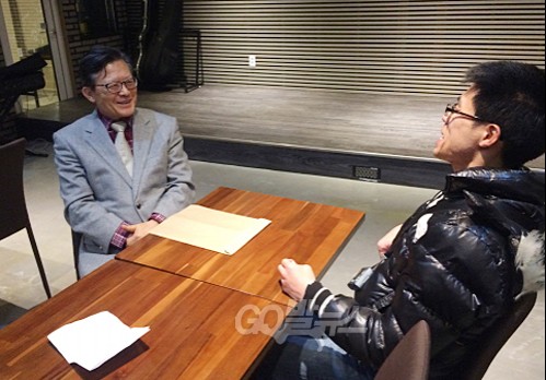 백종천 전 청와대 통일외교안보정책실장이 지난 17일 군자역 근처에 위치한 카타콤 카페에서 인터뷰를 하고 있다. ⓒ 이영광 기자