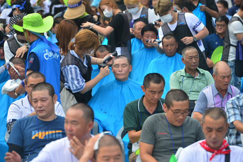 우병우 청와대 민정수석이 15일 오전 서울 세종문화회관에서 열린 '제71주년 광복절 경축식'에 참석하고 있다. <사진제공=뉴시스>