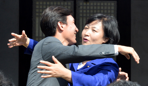 박근혜 대통령이 13일 오전 청와대 세종실에서 제41회 국무회의를 주재하고 있다. <사진제공=뉴시스>