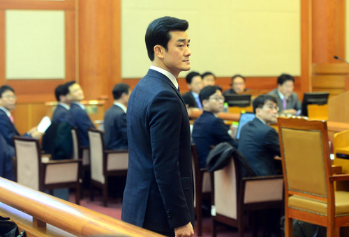 박근혜 대통령 탄핵심판 4회 변론기일인 12일 오전 서울 종로구 헌법재판소 대심판정에 이영선 청와대 행정관이 증인으로 출석하고 있다. <사진제공=뉴시스>