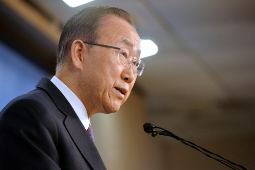 반기문 전 유엔 사무총장이 1일 오후 서울 여의도 국회 정론관에서 대선 불출마 선언을 하고 있다.<사진제공=뉴시스>