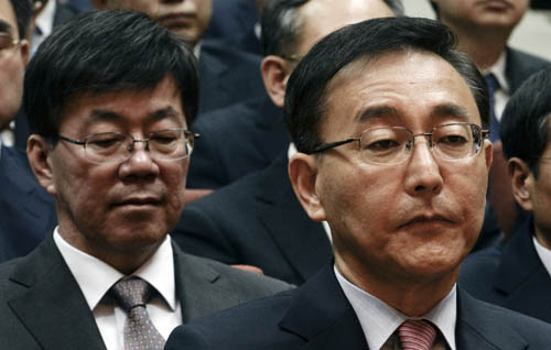 ▲ 최순실 게이트 특별수사본부 본부장을 맡았던 이영렬 서울중앙지검장(좌)과 안태근 법무부 검찰국장(우) <사진제공=뉴시스>