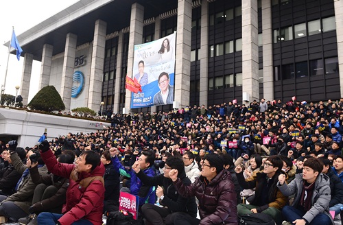 ▲ 언론노조 KBS본부가 지난해 12월 8일 개최한 총파업 출정식.<사진제공=뉴시스>