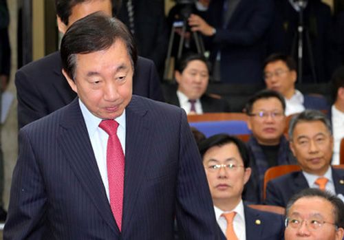 ▲ 19일 오전 서울 여의도 국회 제4회의장에서 열린 자유한국당 의원총회에 김성태 원내대표가 참석하고 있다. <사진제공=뉴시스>