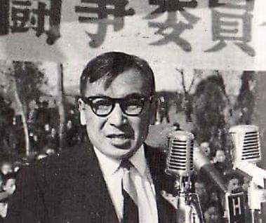 ▲ 재야인사 장준하 선생님. 광복군으로, 언론인으로, 국회의원과 재야인사로 싸워온 이 분 곁에서 함께 해 준 분이 부인 김희숙 여사님입니다.