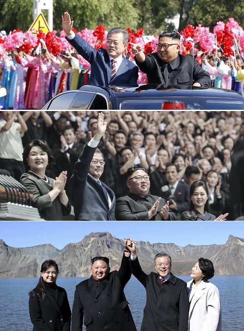 ▲ 사진 (위) 문재인 대통령과 김정은 북한 국무위원장이 18일 평양 순안공항에서 백화원 초대소로 이동하며 시민의 환호에 손 들어 답 하고 있다. 사진 (가운데) 문재인 대통령이 19일 밤 평양 5.1경기장에서 열린 남북정상회담 경축 기념공연 대집단체조와 예술공연 '빛나는 조국'을 보기 위해 입장한 뒤 손을 들어 인사하고 있다. 사진 (아래) 평양남북정상회담 3일째인 20일 오전 문재인 대통령 내외와 김정은 국무위원장 내외가 백두산 천지에서 손을 잡아 들어올리고 있다. <사진제공=평양사진공동취재단/뉴시스>