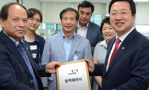 ▲ <사진출처='정치하는엄마들' 페이스북 페이지>