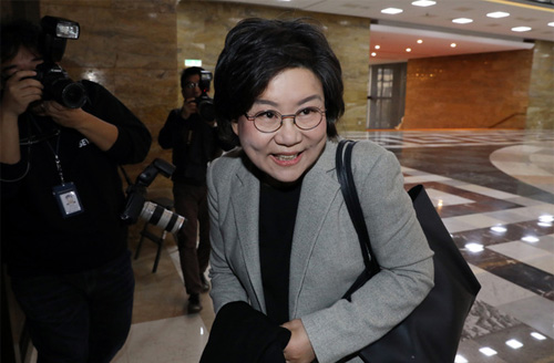 ▲ 이혜훈 바른미래당 예결위 간사가 4일 오후 서울 영등포구 여의도 국회에서 열린 예산결산특별위원회 소소위에 참석하고 있다. <사진제공=뉴시스>