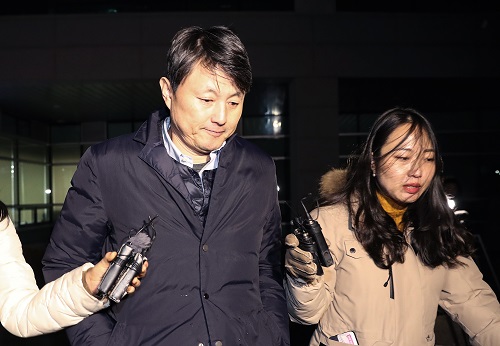 ▲ 검찰은 유재수 부산시 경제부시장이 금융위원회 정책국장 시절 업체 관련 비위에 대한 청와대 특감반 감찰이 있었으나 윗선 지시에 의해 무마됐다는 의혹을 들여다보고 있다. <사진제공=뉴시스>