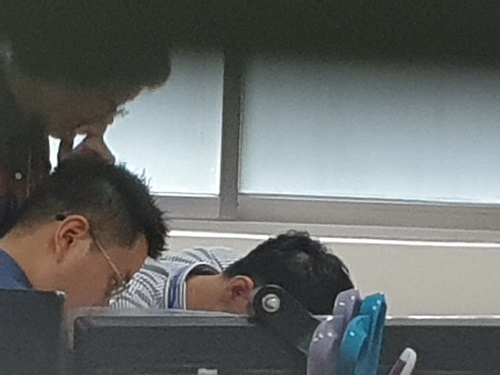 ▲ 검찰이 지난 9월3일 정경심 교수가 근무하는 경북 영주시 풍기읍 동양대학교를 압수수색하고 있는 모습. <사진제공=뉴시스>