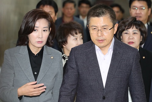 ▲ 자유한국당 나경원 전 원내대표(좌)와 황교안 대표. <사진제공=뉴시스>