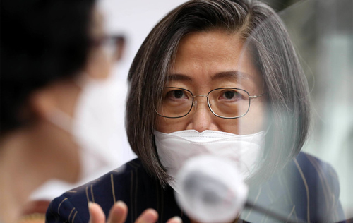 ▲ 지난해 9월 23일 이수정 경기대 범죄심리학과 교수가 서울 여의도 국회에서 열린 국민의힘 성폭력대책특별위원회 1호 법안 발표 기자간담회에서 발언을 하고 있다. <사진제공=뉴시스>