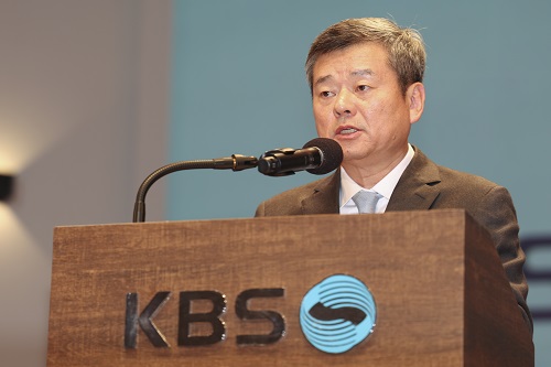 ▲ 박민 KBS 신임 사장이 지난 14일 오전 서울 영등포구 KBS 아트홀에서 열린 대국민 기자회견에서 취지 발언을 하고 있는 모습. <사진제공=뉴시스>
