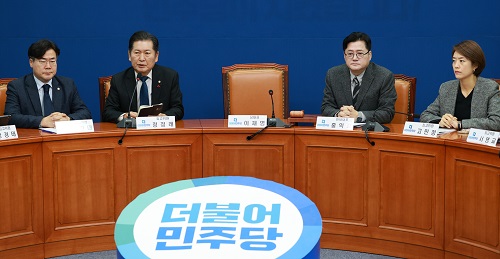 ▲ 정청래 더불어민주당 최고위원이 3일 오전 서울 여의도 국회에서 열린 최고위원회의에서 발언하고 있는 모습. <사진제공=뉴시스>