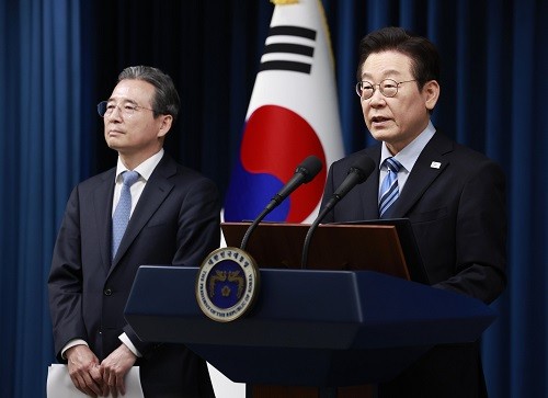 李대통령, 블룸버그 정정보도에 “자존감 높은 언론의 자세”