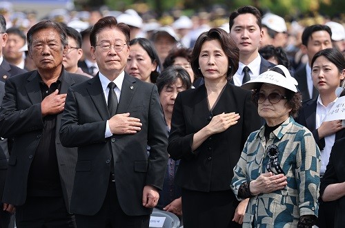 현충일 추념식서 李대통령 “특별한 희생엔 특별한 보상·예우”